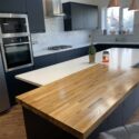 Wood worktop and quartz kitchen worktop combination