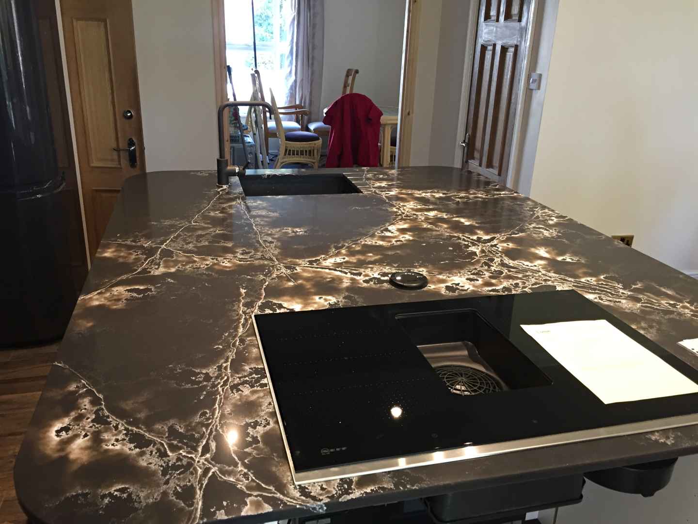 Polish Granite Gallery | HD Quartz & Granite Kitchen Images